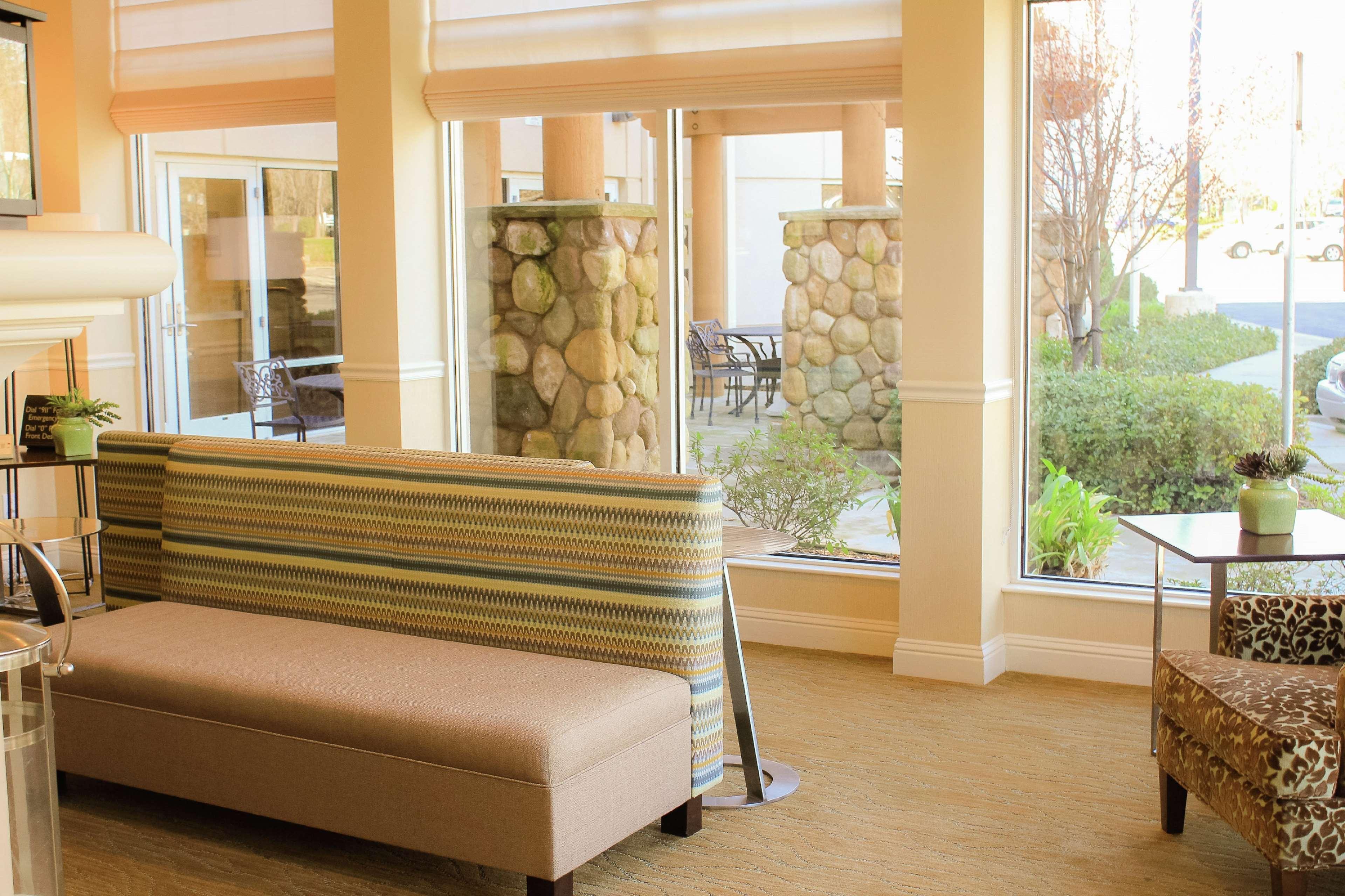 Hilton Garden Inn Redding Exterior foto
