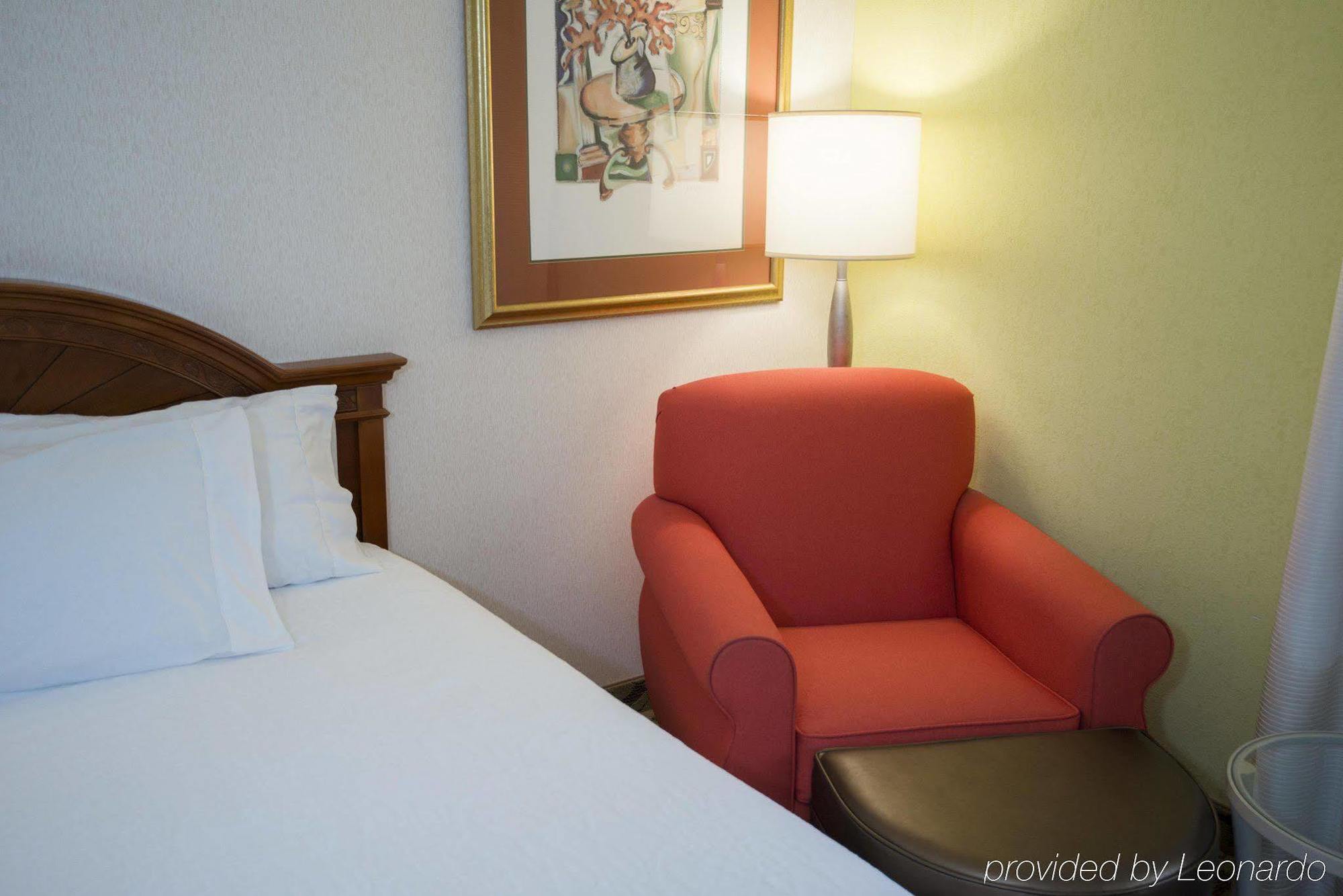 Hilton Garden Inn Redding Exterior foto